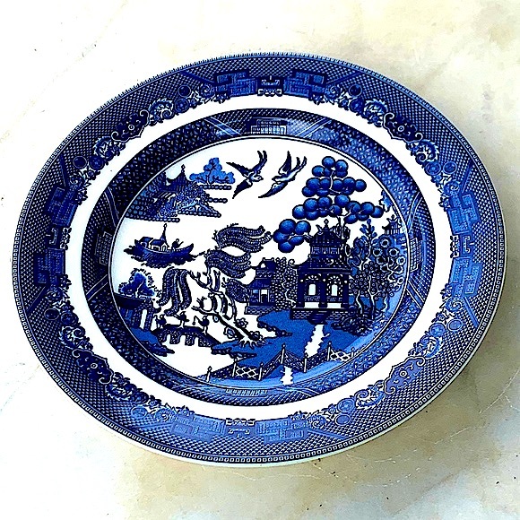 JOHNSON BROTHERS CLASSIC WILLOW SALAD PLATE 7 7/8TH INCH NEW ROUND BLUE NEW - Picture 2 of 7